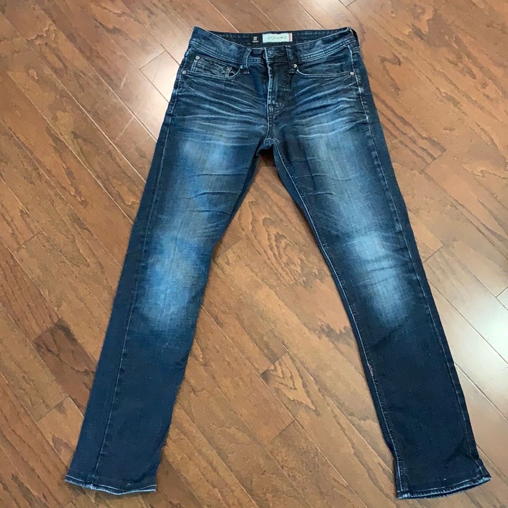 Buckle jeans
